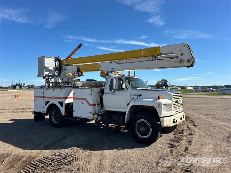 Ford 805 on Ford F-800 4x2 Bucket Truck Lastbilmonterede lifte