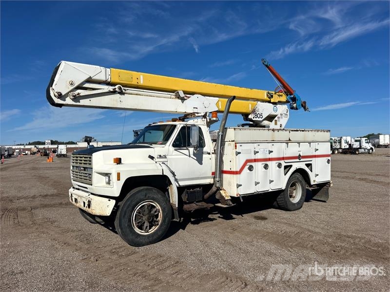 Ford 805 on Ford F-800 4x2 Bucket Truck Lastbilmonterede lifte