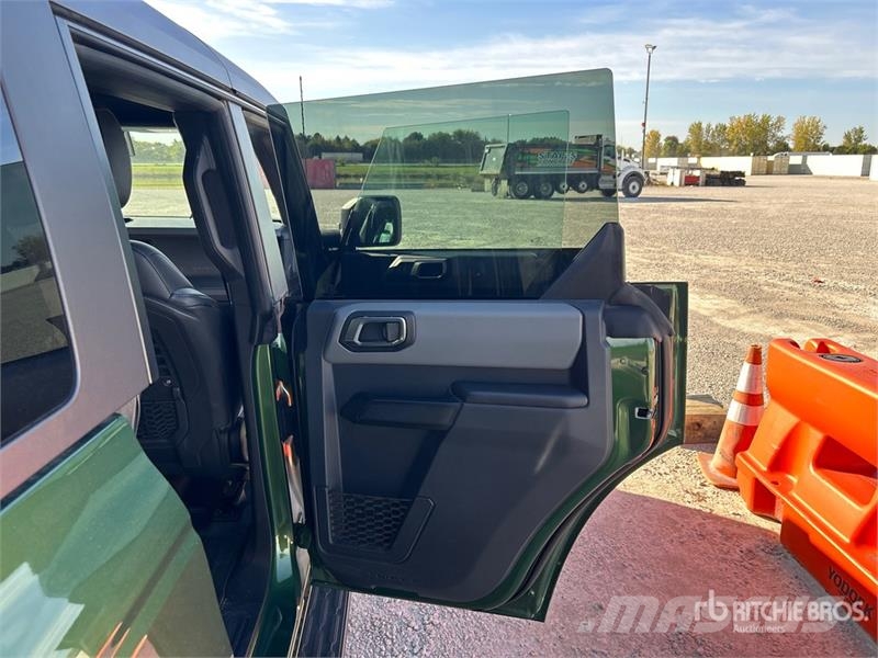 Ford Bronco Big Bend 4WD SUV Avtomobili