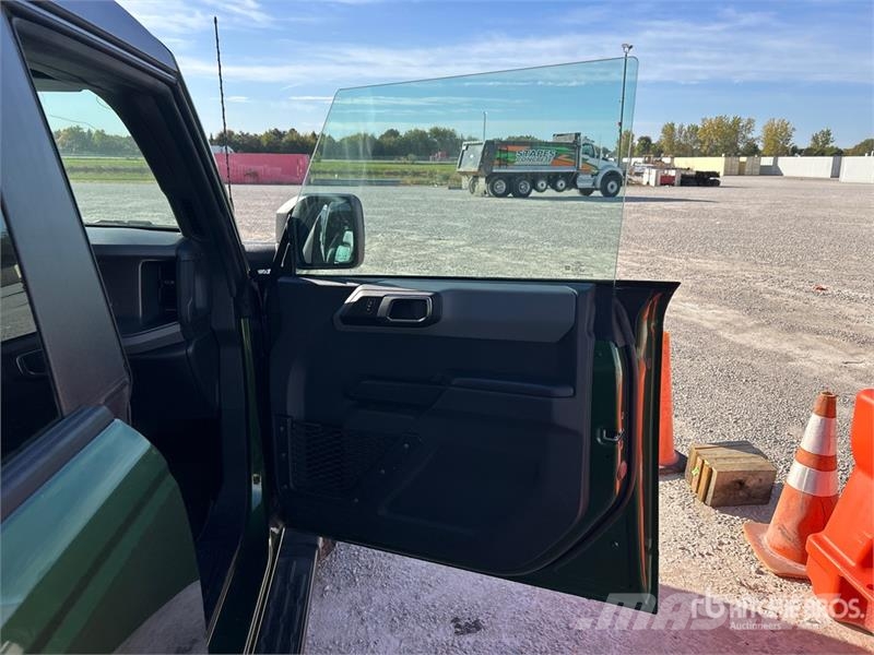Ford Bronco Big Bend 4WD SUV Avtomobili