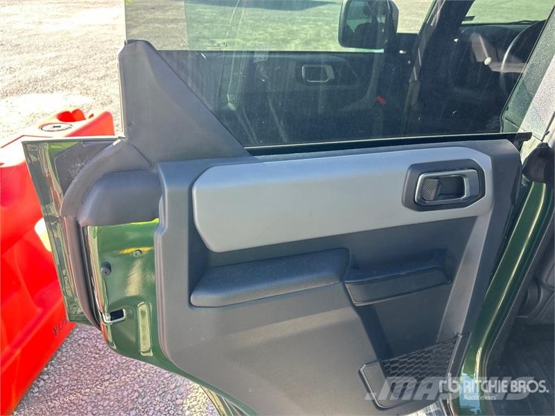 Ford Bronco Big Bend 4WD SUV Avtomobili
