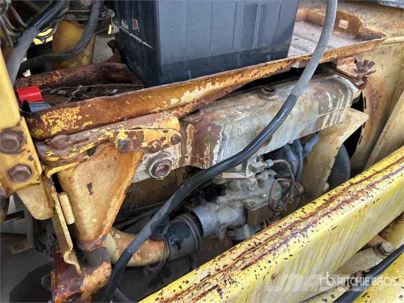 Ford C40226 Utility Tractor Tractores compactos