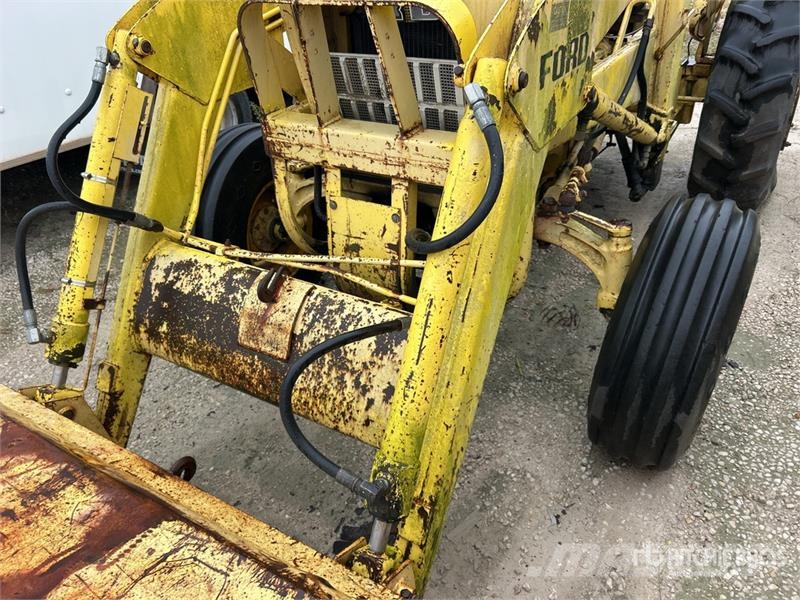 Ford C40226 Utility Tractor Tractores compactos
