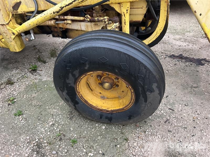 Ford C40226 Utility Tractor Tractores compactos