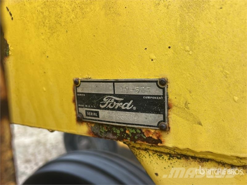 Ford C40226 Utility Tractor Tractores compactos