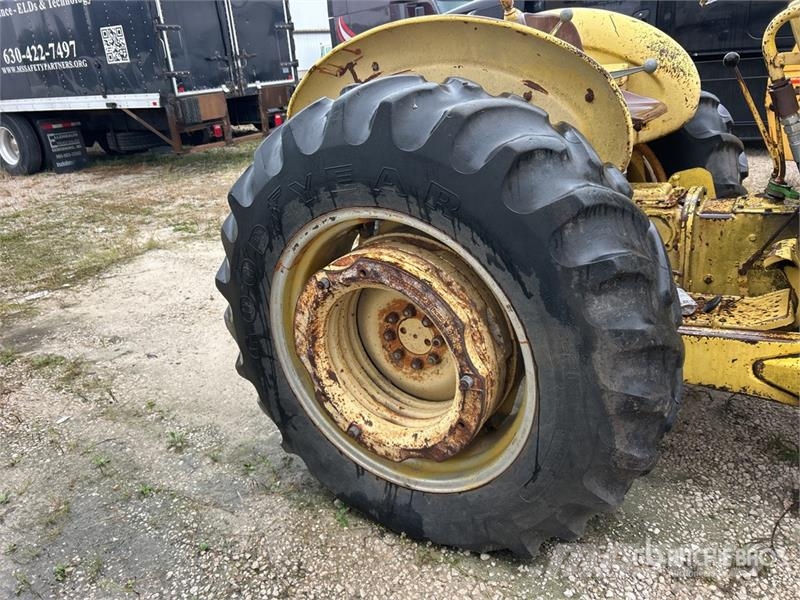 Ford C40226 Utility Tractor Tractores compactos