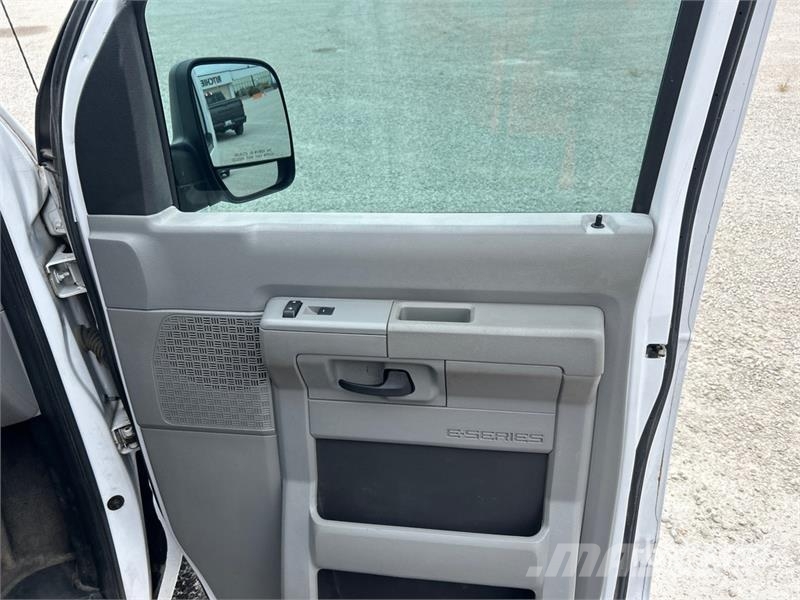 Ford E-250 Κλούβες με συρόμενες πόρτες