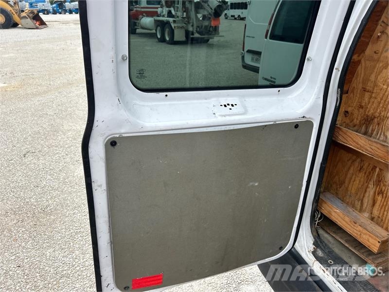 Ford E-250 Κλούβες με συρόμενες πόρτες