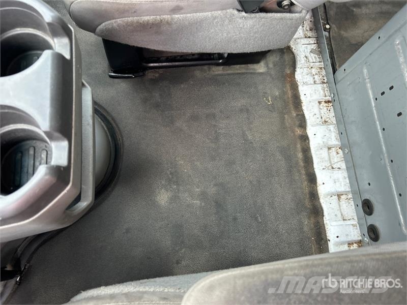 Ford E-250 Κλούβες με συρόμενες πόρτες