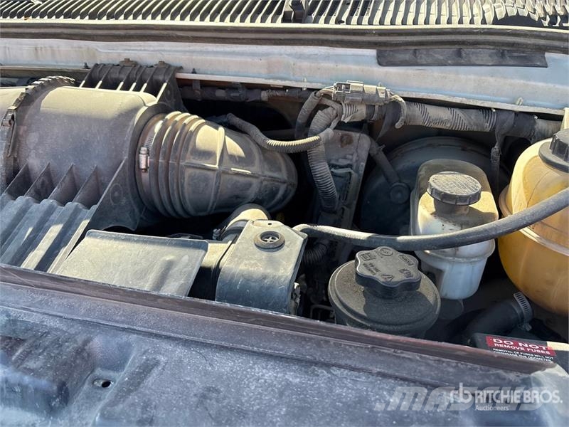 Ford E-250 Dostavna vozila / kombiji