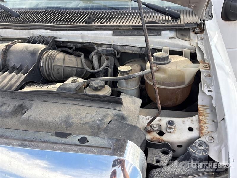 Ford E-250 Dostavna vozila / kombiji