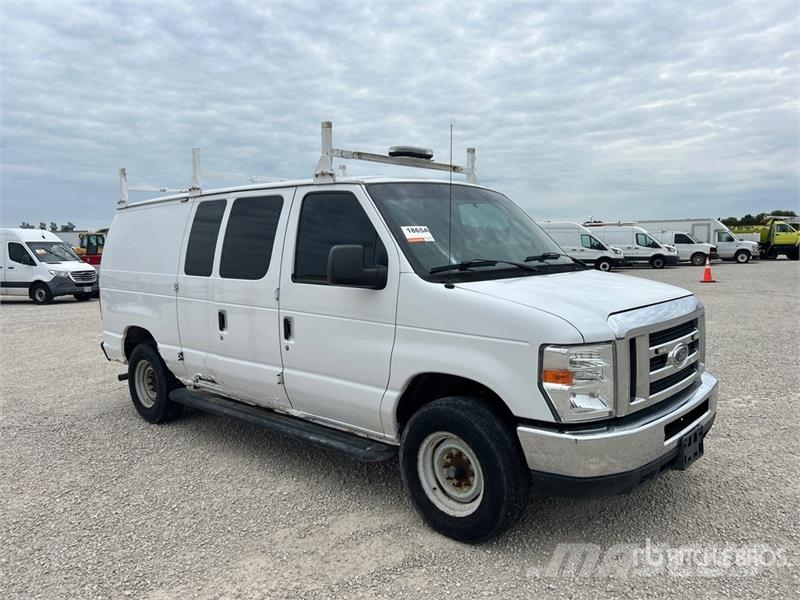 Ford E-250 Κλούβες με συρόμενες πόρτες