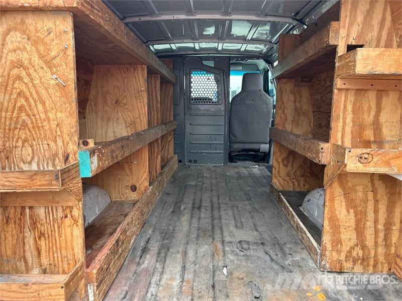 Ford E-250 Κλούβες με συρόμενες πόρτες