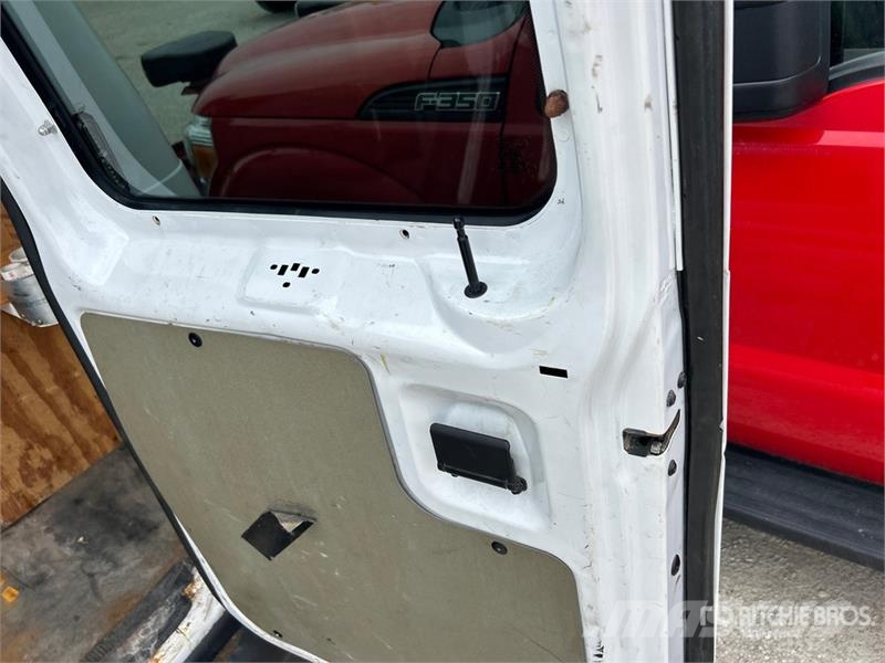 Ford E-250 Κλούβες με συρόμενες πόρτες