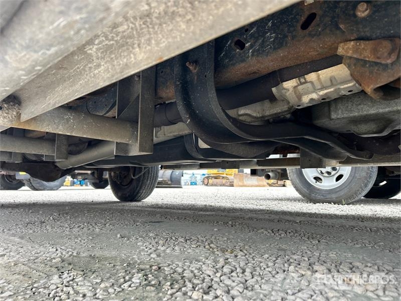Ford E-250 Κλούβες με συρόμενες πόρτες