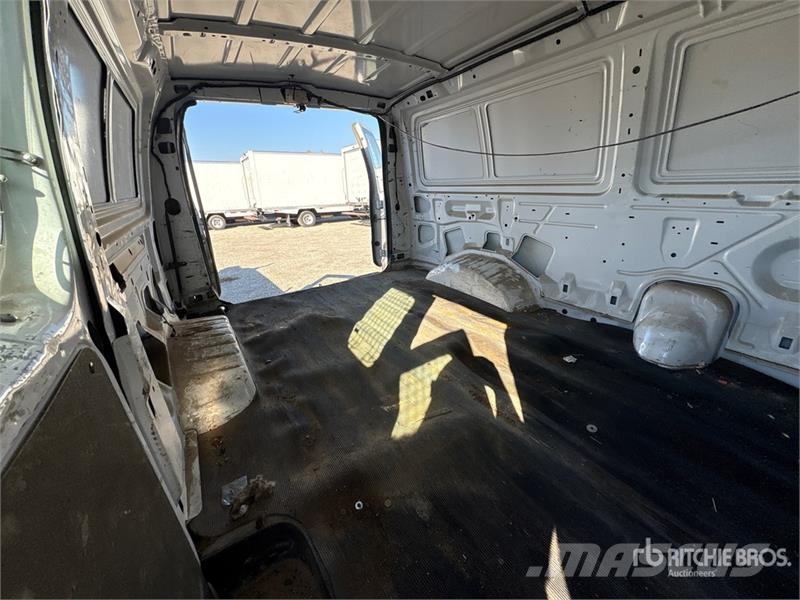 Ford E-250 Ванове за доставки