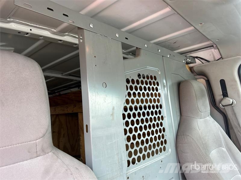 Ford E-250 Κλούβες με συρόμενες πόρτες