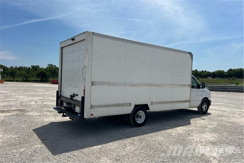 Ford E-350 4x2 Van Truck Sanduk kamioni