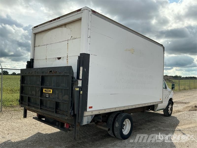Ford E-350 4x2 Van Truck Sanduk kamioni