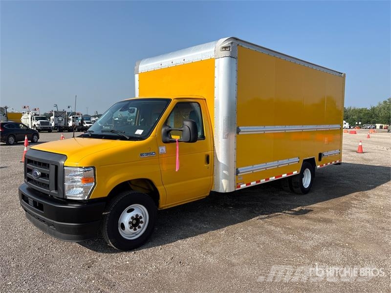 Ford E-350 4x2 Van Truck Bakwagens met gesloten opbouw