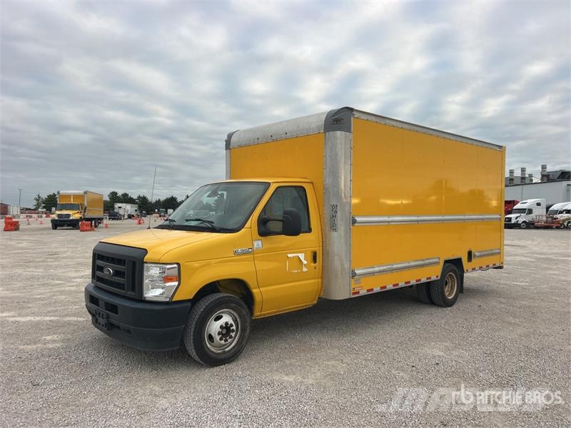 Ford E-350 4x2 Van Truck 貨箱式卡車