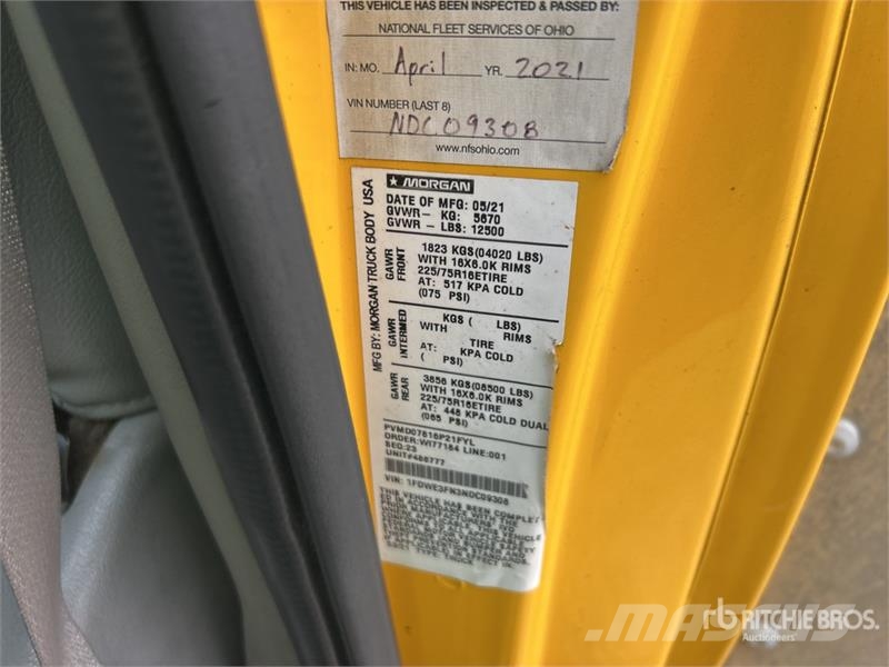 Ford E-350 4x2 Van Truck 貨箱式卡車