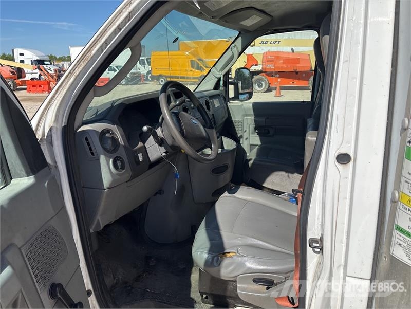Ford E-350 4x2 Van Truck Φορτηγά Κόφα
