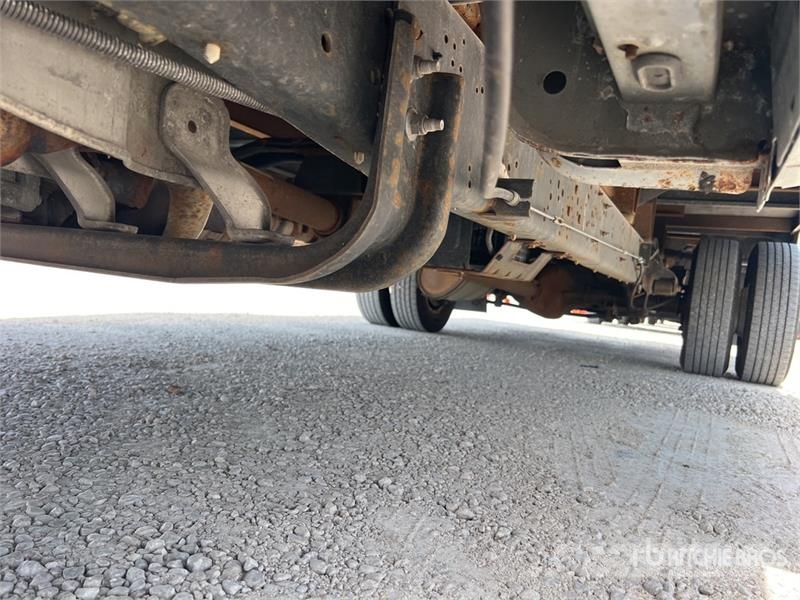 Ford E-350 4x2 Van Truck Sanduk kamioni