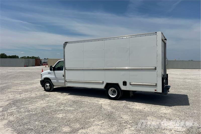 Ford E-350 4x2 Van Truck Sanduk kamioni