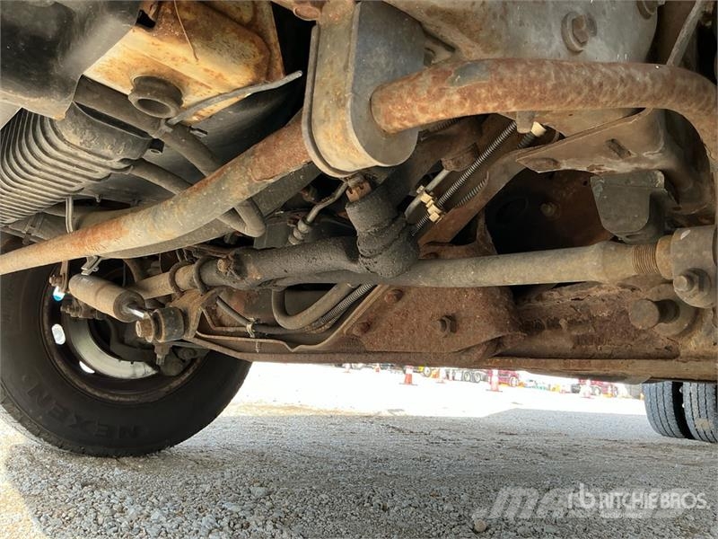 Ford E-350 4x2 Van Truck Sanduk kamioni