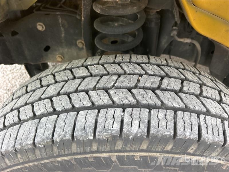 Ford E-350 4x2 Van Truck 貨箱式卡車