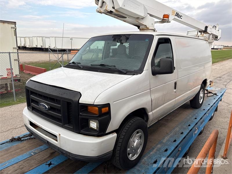 Ford E-350 Van Mounted Aerial Lift Plataformas aéreas montadas em caminhão