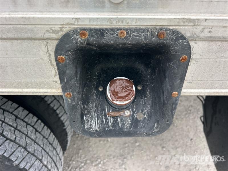 Ford E350 4x2 Van Truck (Inoperable) Camion cassonati