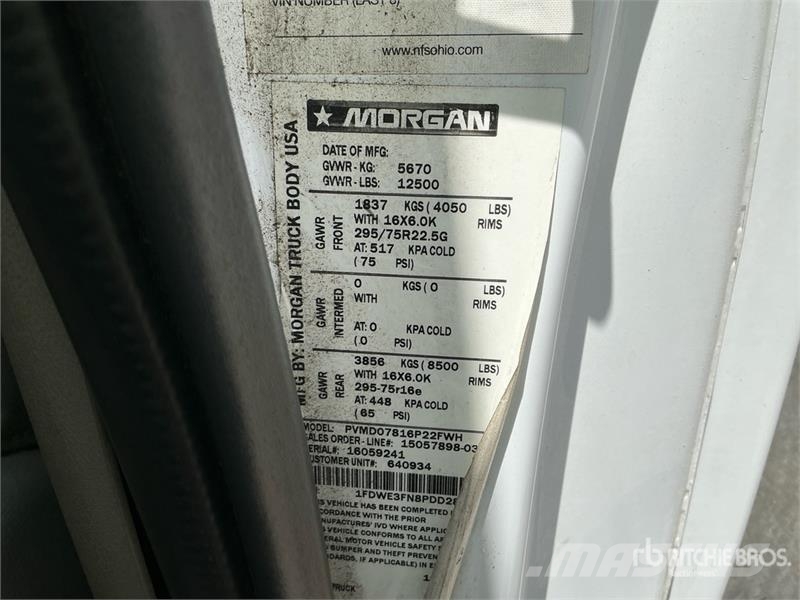 Ford E350 4x2 Van Truck ボックスボディー、ウイング、箱車