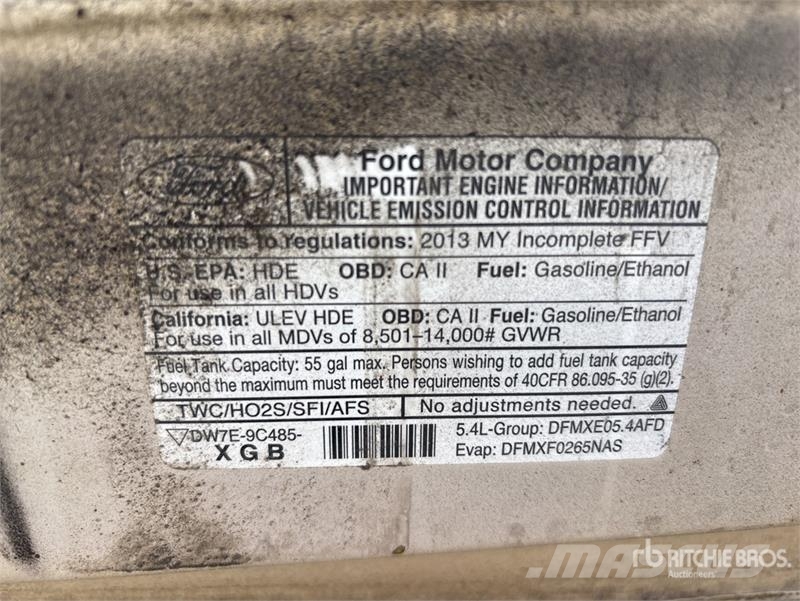 Ford E350 4x2 Van Truck Skříňová nástavba
