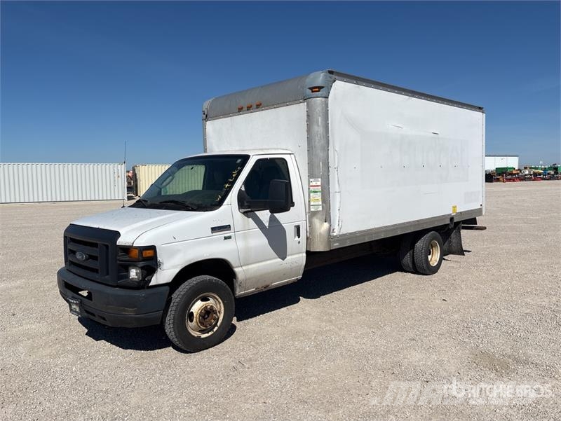 Ford E350 4x2 Van Truck Skříňová nástavba