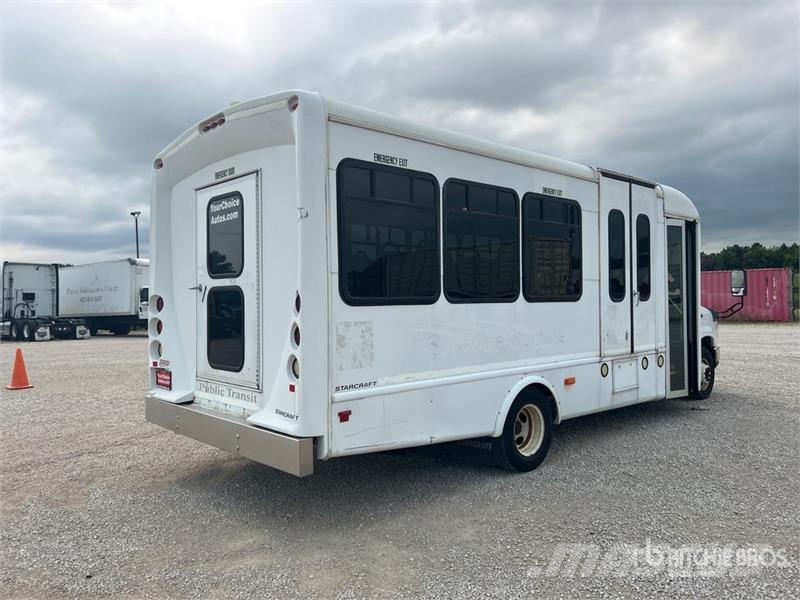 Ford E450 4x2 14-Seat Bus Minibusse