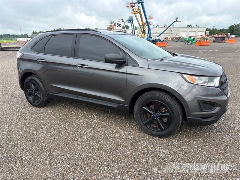 Ford Edge 2WD SUV Auto's