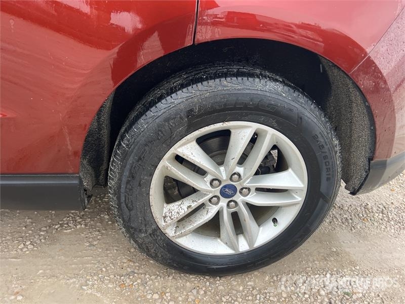 Ford EDGE AWD SUV Kistehergépjárművek