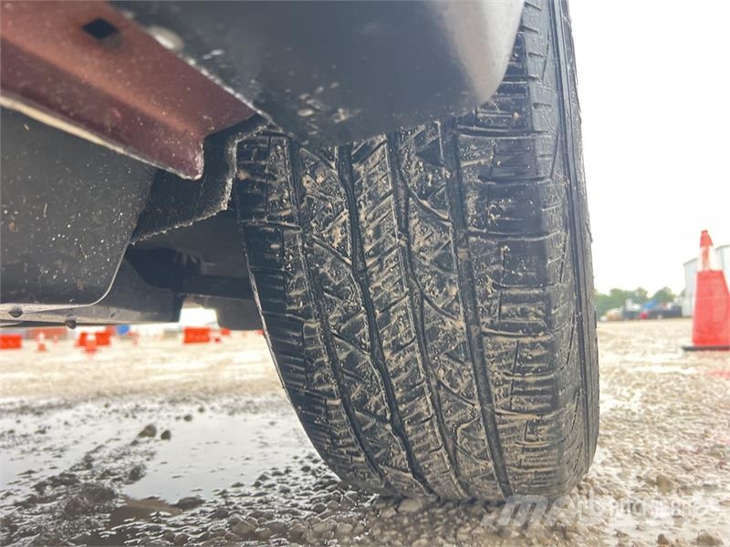 Ford EDGE AWD SUV Kistehergépjárművek