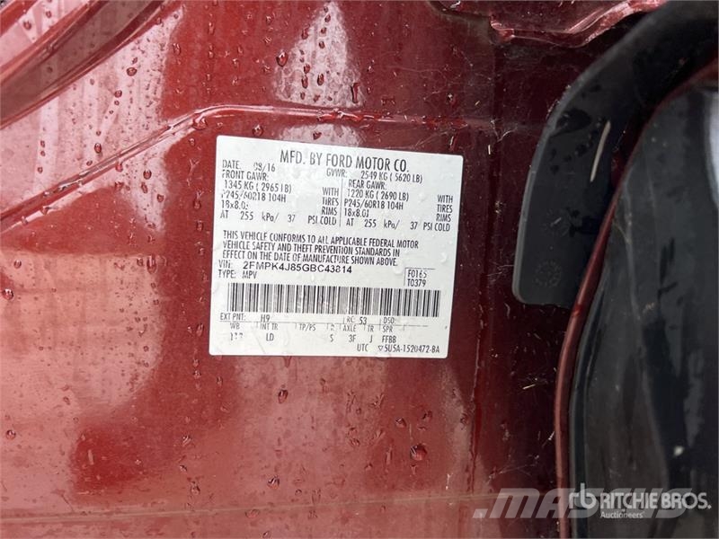 Ford EDGE AWD SUV Kistehergépjárművek