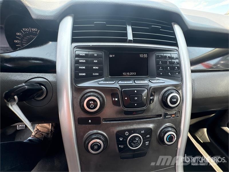 Ford Edge SE AWD SUV Auto's