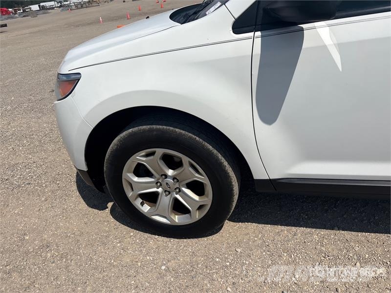 Ford Edge SE AWD SUV Auto's