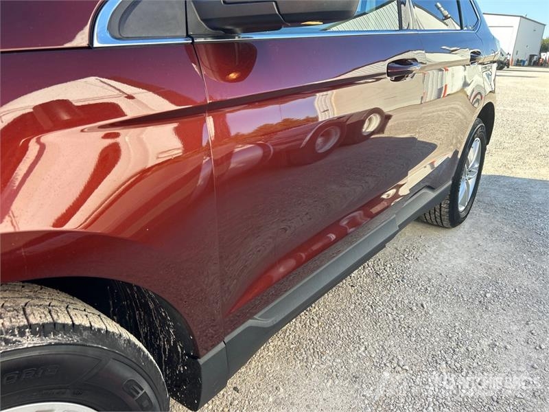 Ford EDGE SEL AWD SUV سيارات