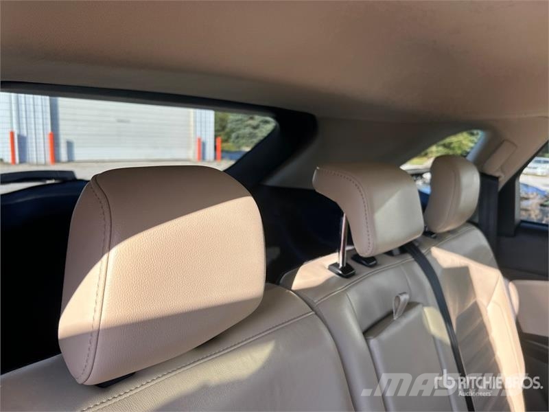 Ford EDGE SEL AWD SUV سيارات