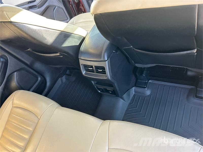 Ford EDGE SEL AWD SUV سيارات