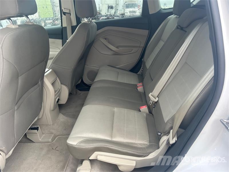 Ford Escape 4WD SUV سيارات