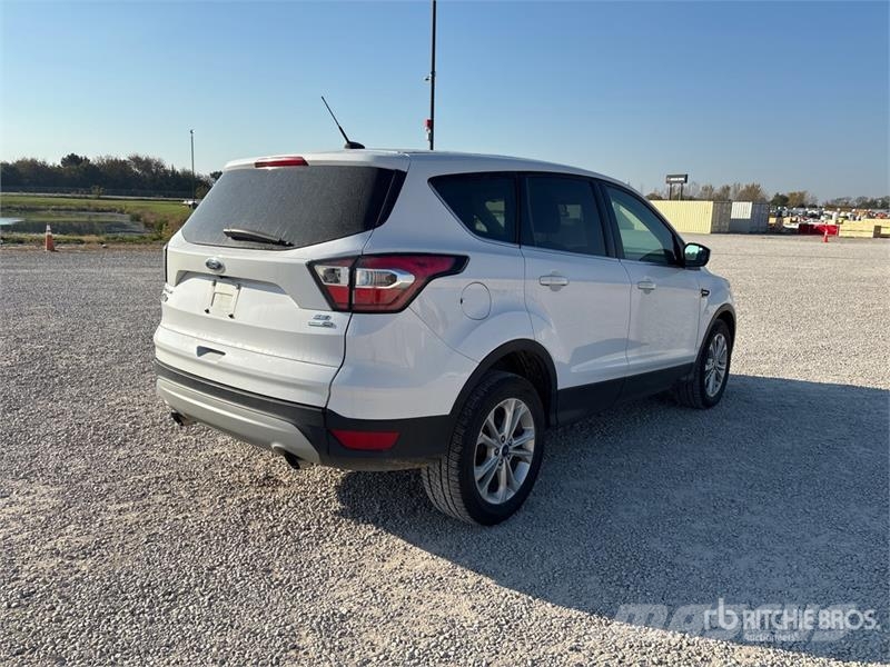 Ford Escape SE 4WD SUV Biler