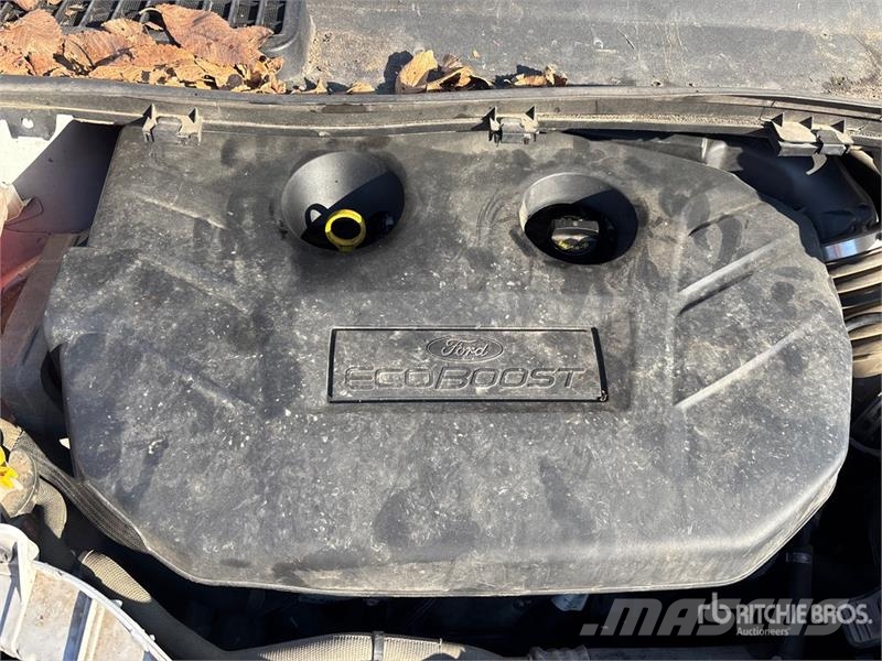 Ford Escape SE 4WD SUV Biler