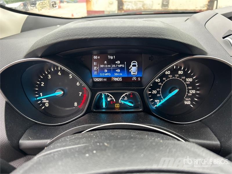 Ford Escape SE 4WD SUV Automašīnas